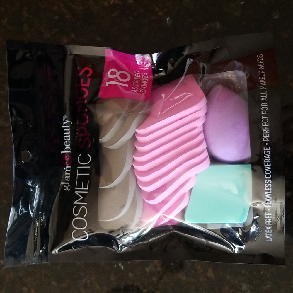 GLAM & BEAUTY COSMETIC Makeup sponges 18 Pk *Brand New*